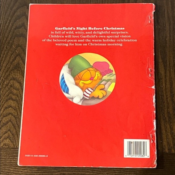 Garfield's Night Before Christmas Book - Picture 2 of 7